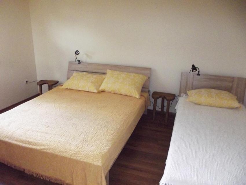 Apartmani Juliska Pirovac Exterior photo
