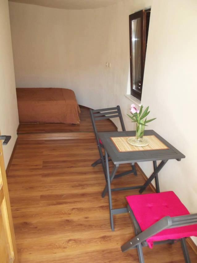 Apartmani Juliska Pirovac Exterior photo